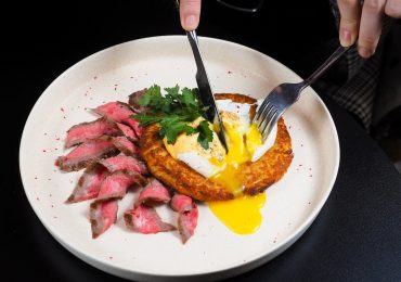 Tips for eating well and maintaining a balanced lifestyle.